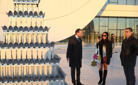 Leyla Əliyevanın sərgidən FOTOLARI